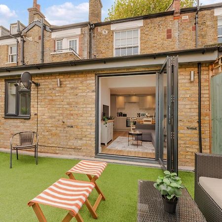 Three-Bedroom Bliss In London Town Kültér fotó
